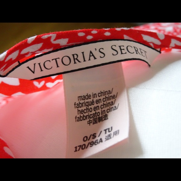 🍍Victoria Secret Robe Kimono Red w/Hearts & Dots - Picture 6 of 6